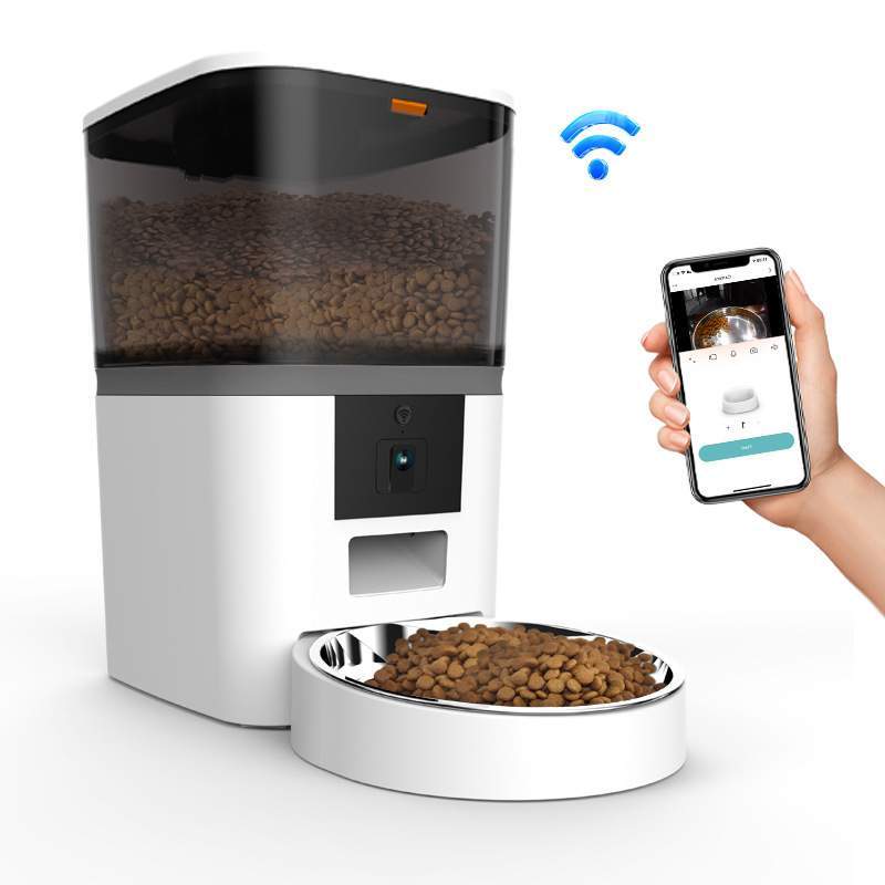 Video Camera With Adjustable Performance Pet Feeder - Image 10