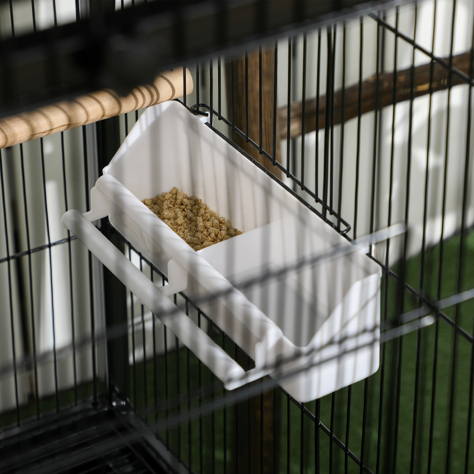 55" 2 In 1 Bird Cage Aviary Parakeet House for finches, budgies with Wheels, Black - Image 7
